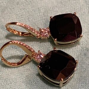 Absolutely gorgeous new black  stone with white crystals  earrings from France